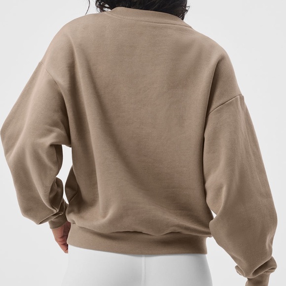 ALO Yoga Accolade Crewneck Pullover Sweatshirt - Picture 3 of 11